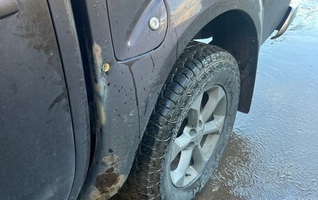 Nissan Navara (Frontier), 2008 год, 800 000 рублей, 10 фотография