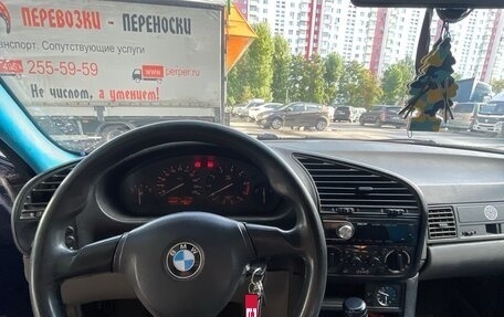 BMW 3 серия, 1993 год, 232 000 рублей, 11 фотография