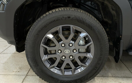 Toyota Land Cruiser Prado, 2024 год, 8 300 000 рублей, 12 фотография