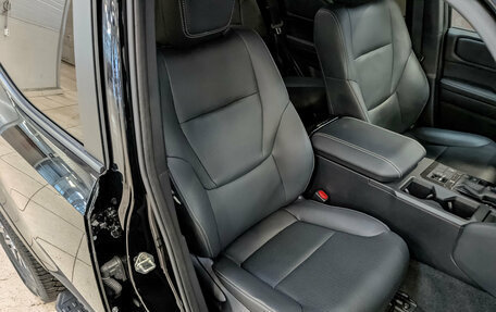 Toyota Land Cruiser Prado, 2024 год, 8 300 000 рублей, 23 фотография