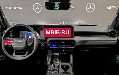 Toyota Land Cruiser Prado, 2024 год, 8 300 000 рублей, 14 фотография