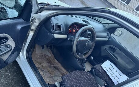 Renault Clio III, 2002 год, 350 000 рублей, 11 фотография