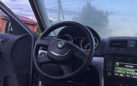 Skoda Yeti I рестайлинг, 2011 год, 895 000 рублей, 23 фотография