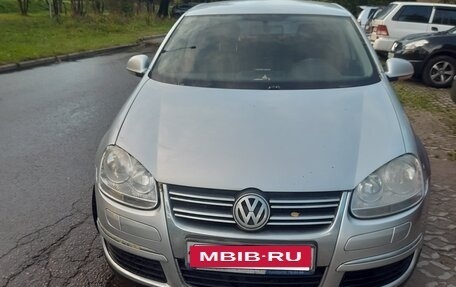 Volkswagen Jetta VI, 2007 год, 450 000 рублей, 3 фотография