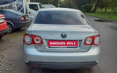Volkswagen Jetta VI, 2007 год, 450 000 рублей, 2 фотография
