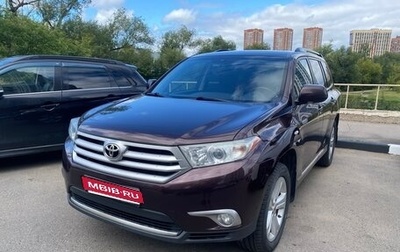 Toyota Highlander III, 2013 год, 2 300 000 рублей, 1 фотография