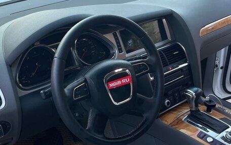 Audi Q7, 2011 год, 2 350 000 рублей, 25 фотография