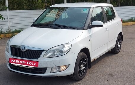 Skoda Fabia II, 2013 год, 790 000 рублей, 2 фотография