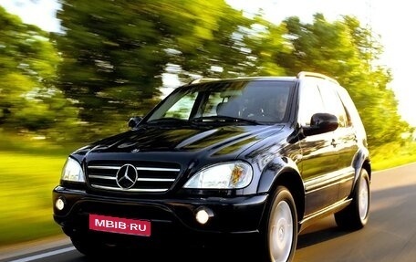 Mercedes-Benz M-Класс AMG, 2000 год, 920 000 рублей, 1 фотография