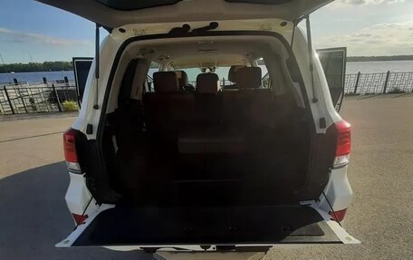 Toyota Land Cruiser 200, 2018 год, 7 200 000 рублей, 17 фотография