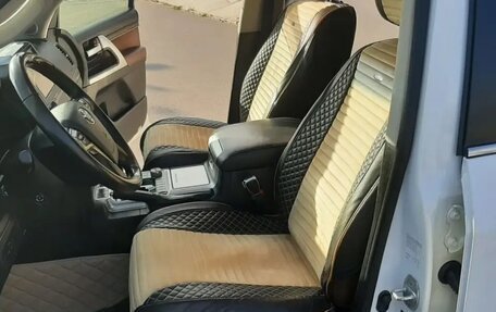 Toyota Land Cruiser 200, 2018 год, 7 200 000 рублей, 18 фотография