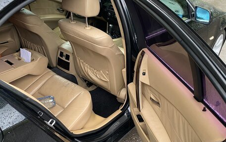 BMW 5 серия, 2004 год, 600 000 рублей, 9 фотография