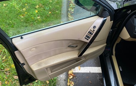 BMW 5 серия, 2004 год, 600 000 рублей, 17 фотография