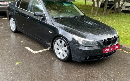BMW 5 серия, 2004 год, 600 000 рублей, 16 фотография
