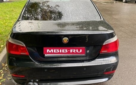 BMW 5 серия, 2004 год, 600 000 рублей, 19 фотография