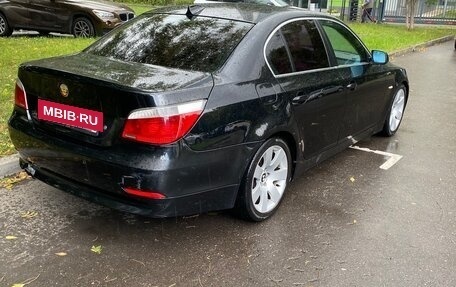 BMW 5 серия, 2004 год, 600 000 рублей, 18 фотография