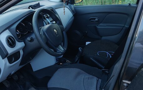 Renault Logan II, 2014 год, 550 000 рублей, 7 фотография