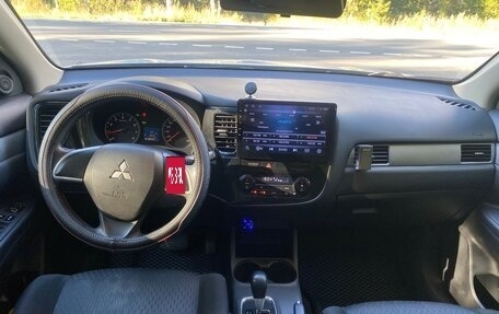 Mitsubishi Outlander III рестайлинг 3, 2013 год, 1 150 000 рублей, 11 фотография