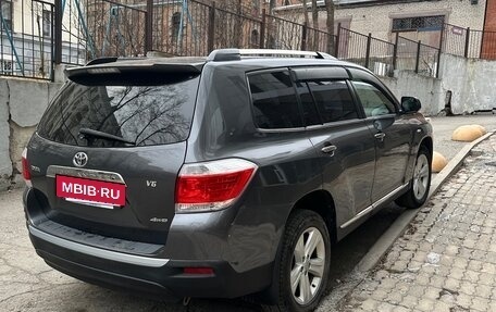 Toyota Highlander III, 2011 год, 2 040 000 рублей, 3 фотография
