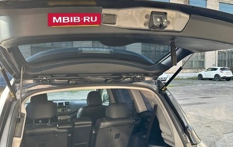 Toyota Highlander III, 2011 год, 2 040 000 рублей, 11 фотография