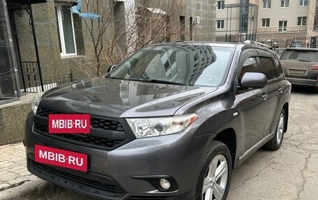 Toyota Highlander III, 2011 год, 2 040 000 рублей, 7 фотография