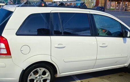 Opel Zafira B, 2012 год, 650 000 рублей, 4 фотография