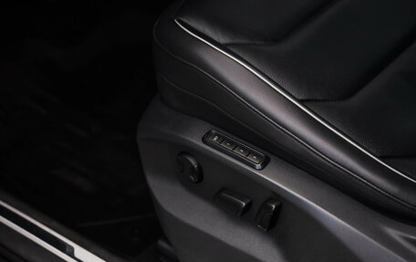 Volkswagen Tiguan II, 2019 год, 2 499 000 рублей, 24 фотография