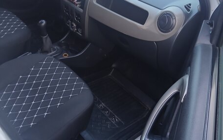 Renault Logan I, 2010 год, 310 000 рублей, 8 фотография