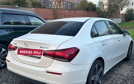 Mercedes-Benz A-Класс, 2019 год, 2 500 000 рублей, 2 фотография