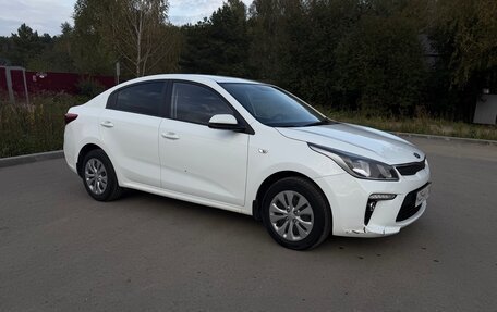 KIA Rio IV, 2018 год, 1 245 000 рублей, 4 фотография