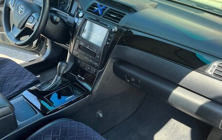 Toyota Camry, 2016 год, 2 170 000 рублей, 6 фотография