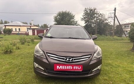 Hyundai Solaris II рестайлинг, 2015 год, 950 000 рублей, 4 фотография