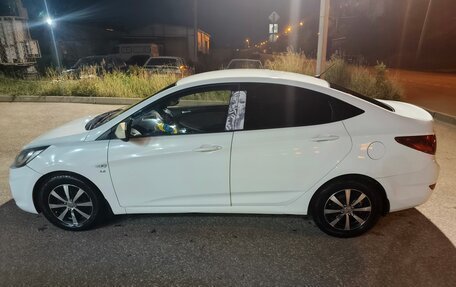 Hyundai Solaris II рестайлинг, 2013 год, 475 000 рублей, 4 фотография