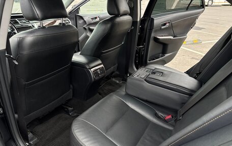 Toyota Camry, 2017 год, 1 820 000 рублей, 11 фотография