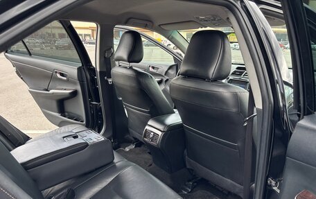 Toyota Camry, 2017 год, 1 820 000 рублей, 10 фотография