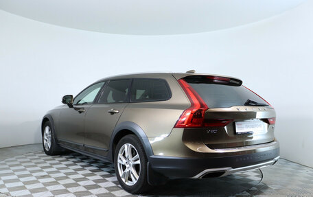 Volvo V90 Cross Country I рестайлинг, 2017 год, 3 280 000 рублей, 8 фотография