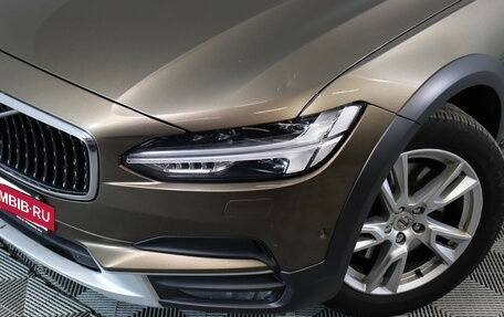 Volvo V90 Cross Country I рестайлинг, 2017 год, 3 280 000 рублей, 10 фотография