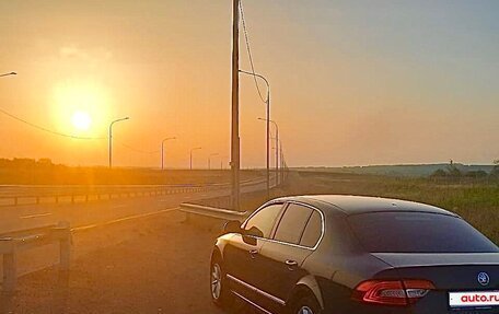 Skoda Superb III рестайлинг, 2013 год, 980 000 рублей, 2 фотография