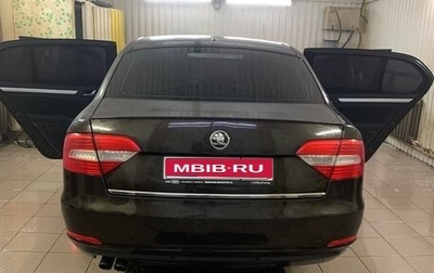 Skoda Superb III рестайлинг, 2013 год, 980 000 рублей, 1 фотография