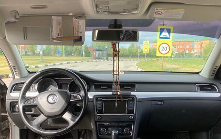 Skoda Superb III рестайлинг, 2013 год, 980 000 рублей, 10 фотография