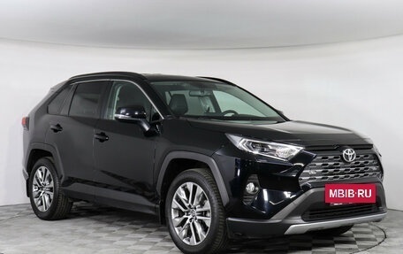 Toyota RAV4, 2021 год, 3 580 000 рублей, 3 фотография