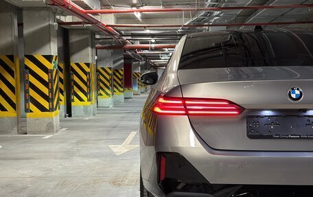 BMW 5 серия, 2025 год, 7 350 000 рублей, 7 фотография