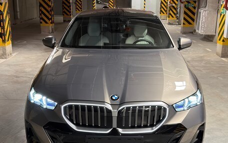 BMW 5 серия, 2025 год, 7 350 000 рублей, 3 фотография