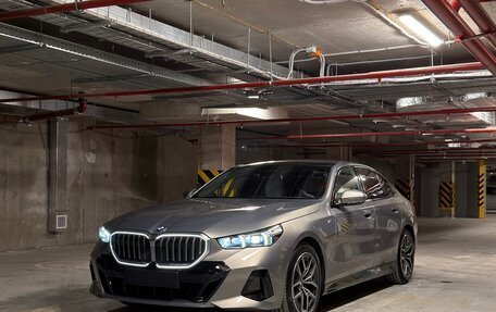 BMW 5 серия, 2025 год, 7 350 000 рублей, 1 фотография