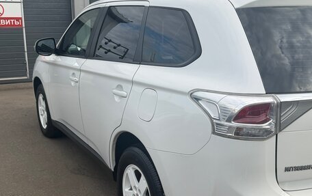 Mitsubishi Outlander III рестайлинг 3, 2012 год, 1 600 000 рублей, 1 фотография