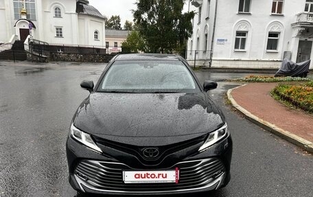 Toyota Camry, 2018 год, 2 800 000 рублей, 4 фотография