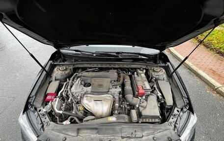 Toyota Camry, 2018 год, 2 800 000 рублей, 13 фотография