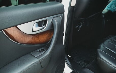 Infiniti FX II, 2011 год, 1 540 000 рублей, 11 фотография