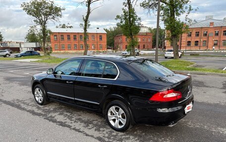 Skoda Superb III рестайлинг, 2013 год, 900 000 рублей, 3 фотография