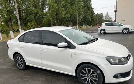 Volkswagen Polo VI (EU Market), 2010 год, 640 000 рублей, 2 фотография